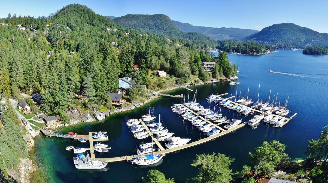 Pender Harbour Resort & Marina Garden Bay ภายนอก รูปภาพ